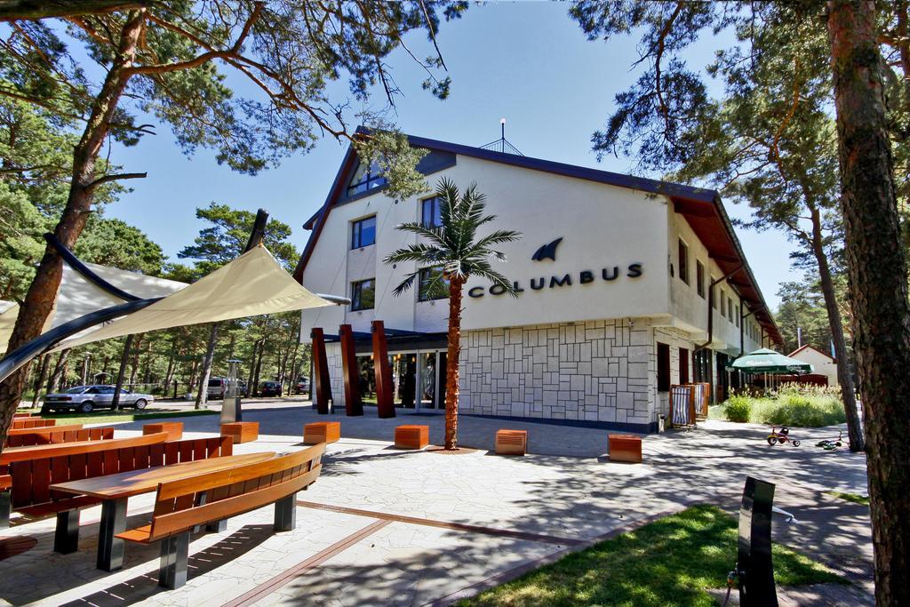Columbus Hotel Rowy  Exterior photo