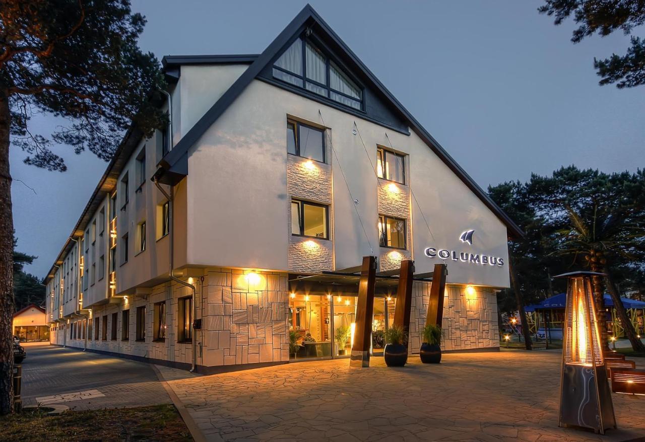 Columbus Hotel Rowy  Exterior photo